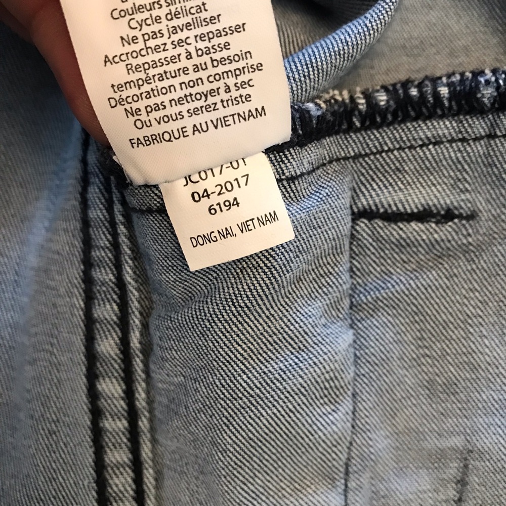 LuLaRoe Jaxon Denim Jean Jacket Womens Small 6 8 Blue Embroidered Back Panel - Picture 11 of 11